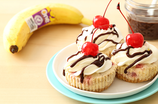 Recipe Page_Mini-Banana-Split-Cheesecakes-5178